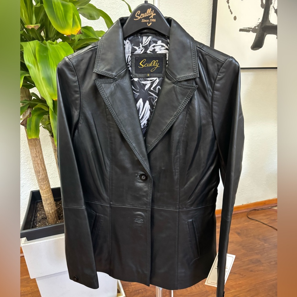Scully Black Ladies Blazer, New Never worn